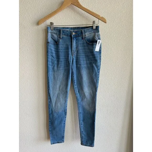 Mid-Rise Super Skinny Jeans - Picture 2 of 5